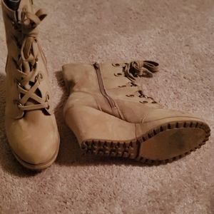 Ankle boot